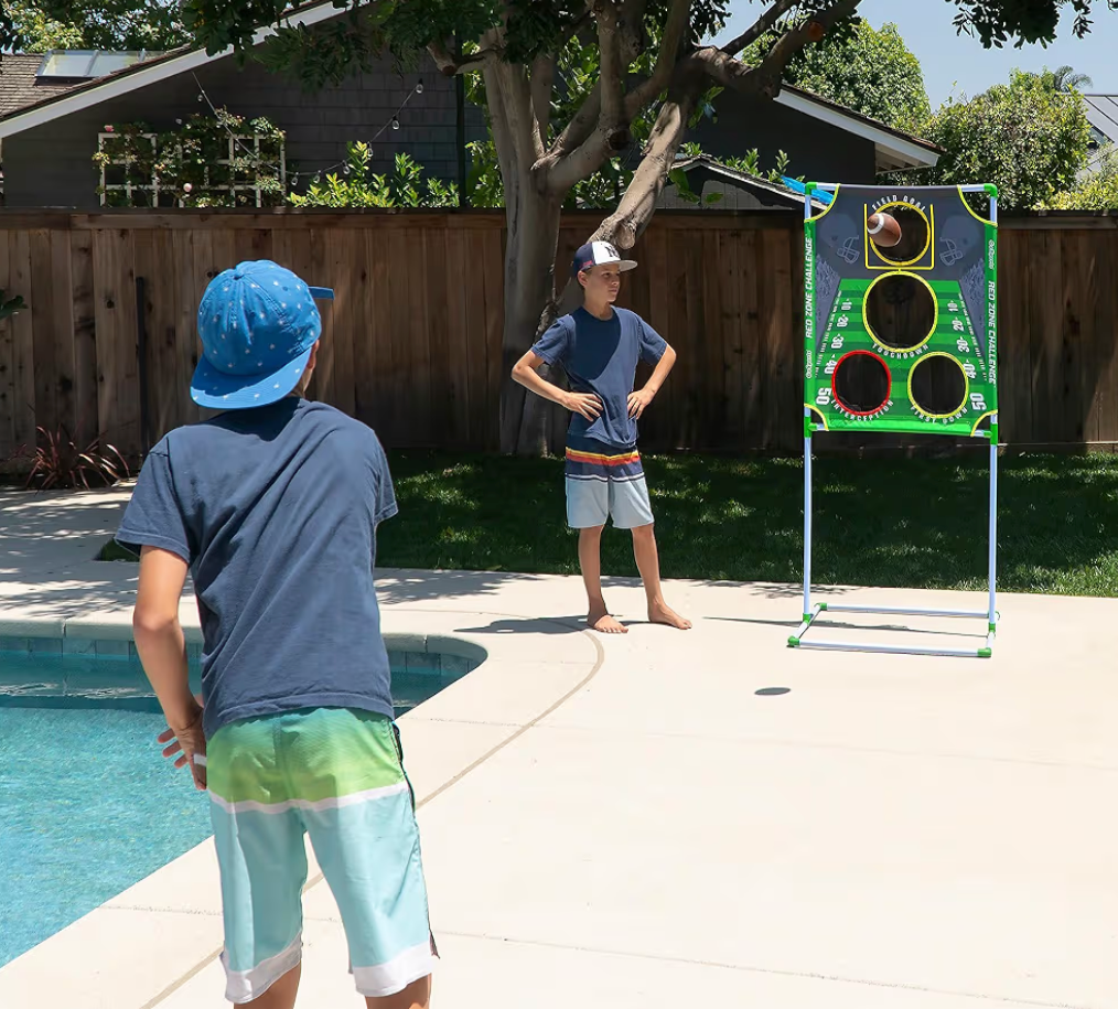 Football Toss